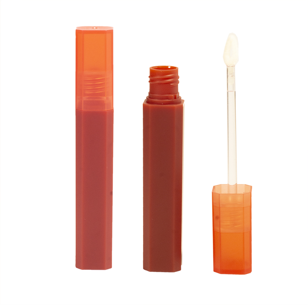 Lip gloss tube packaging