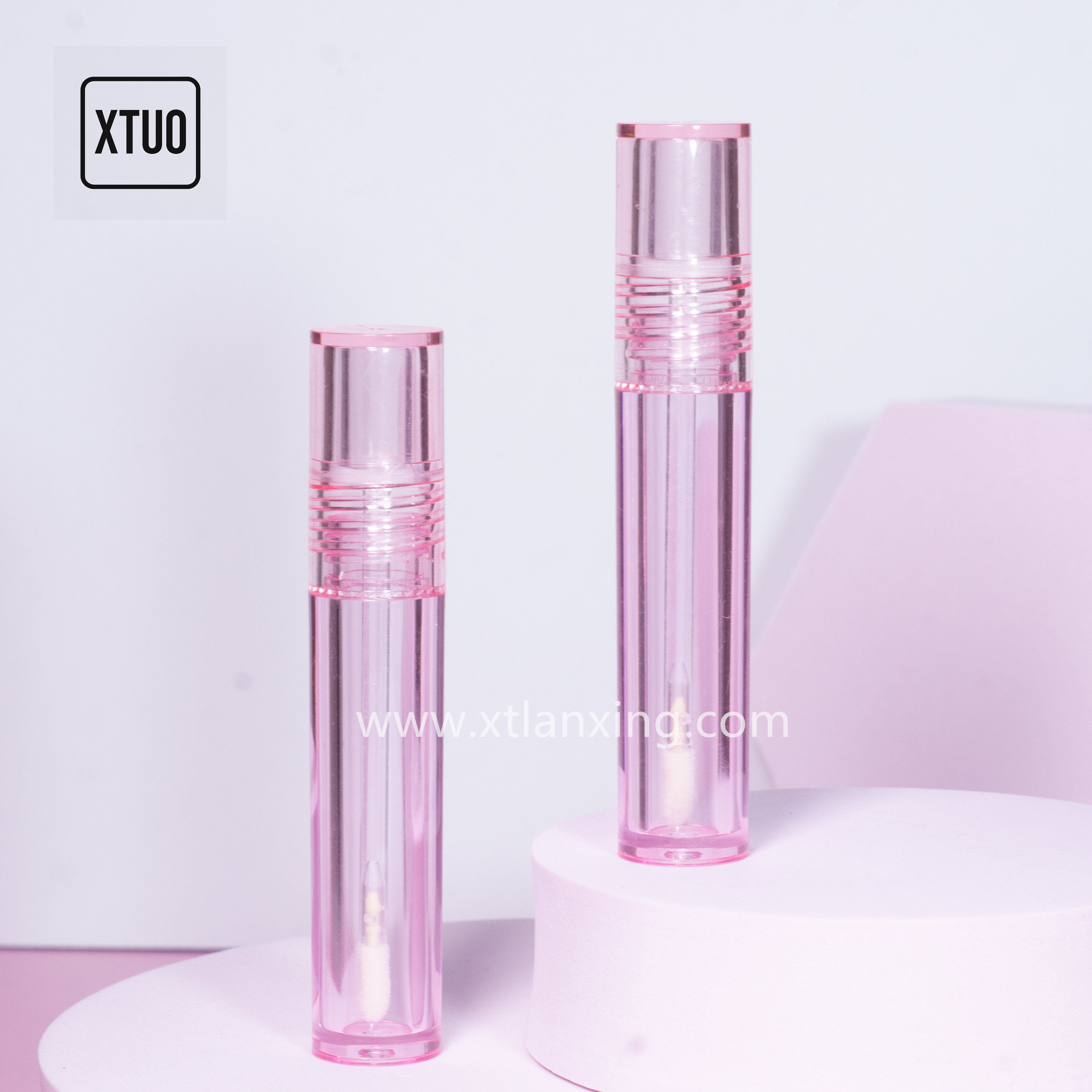 Lip gloss tube  LG036