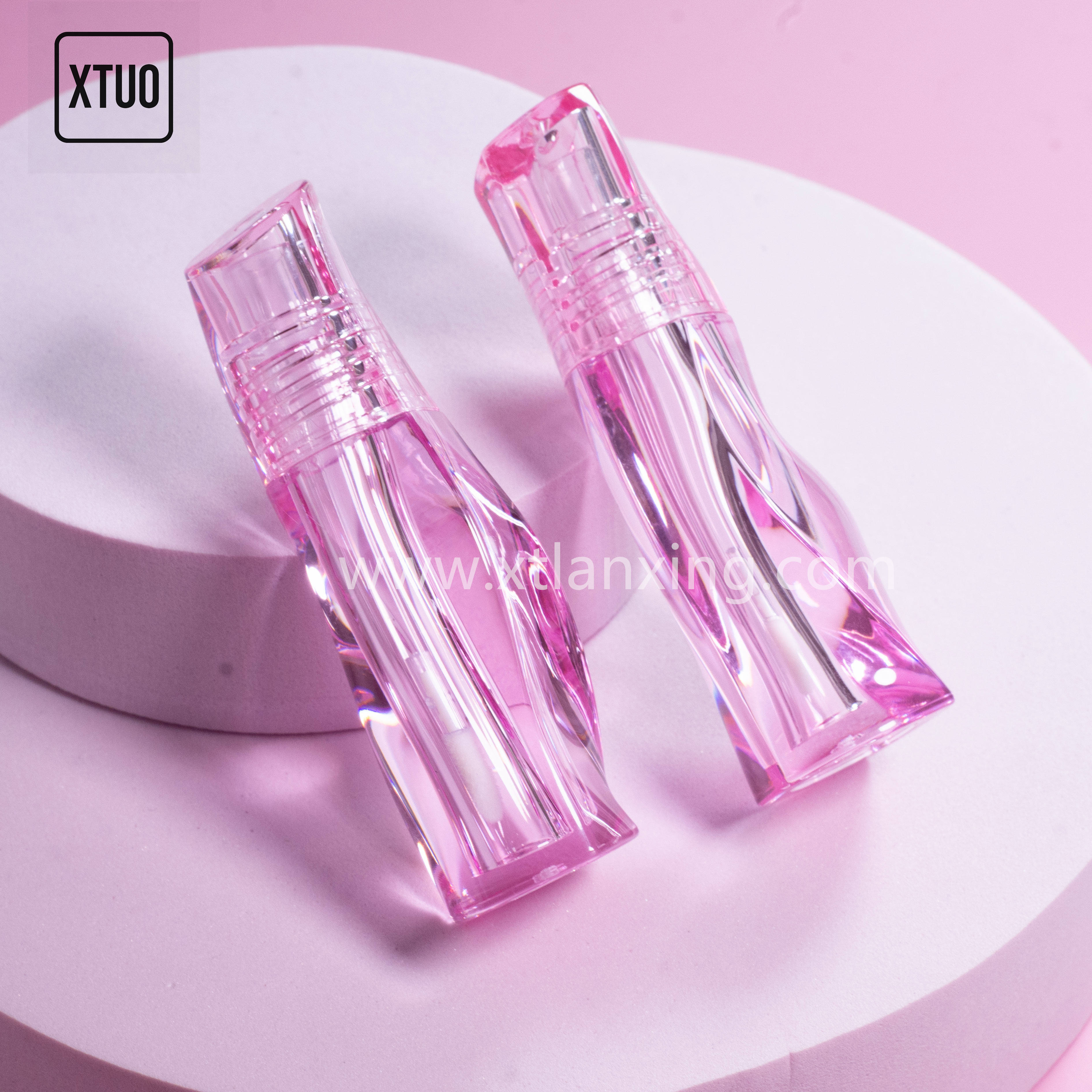 Lip gloss tube LG042