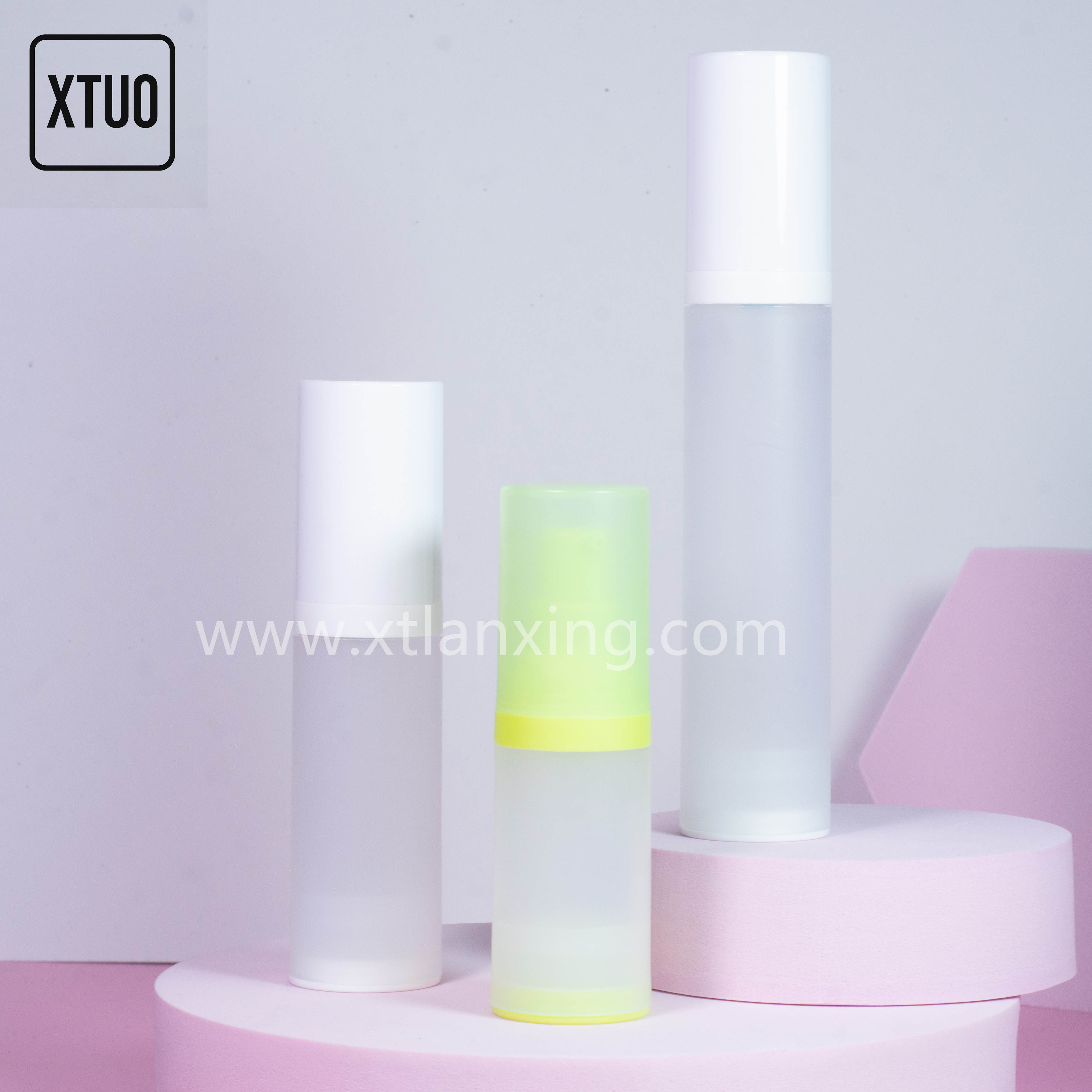 Airless bottle BG012