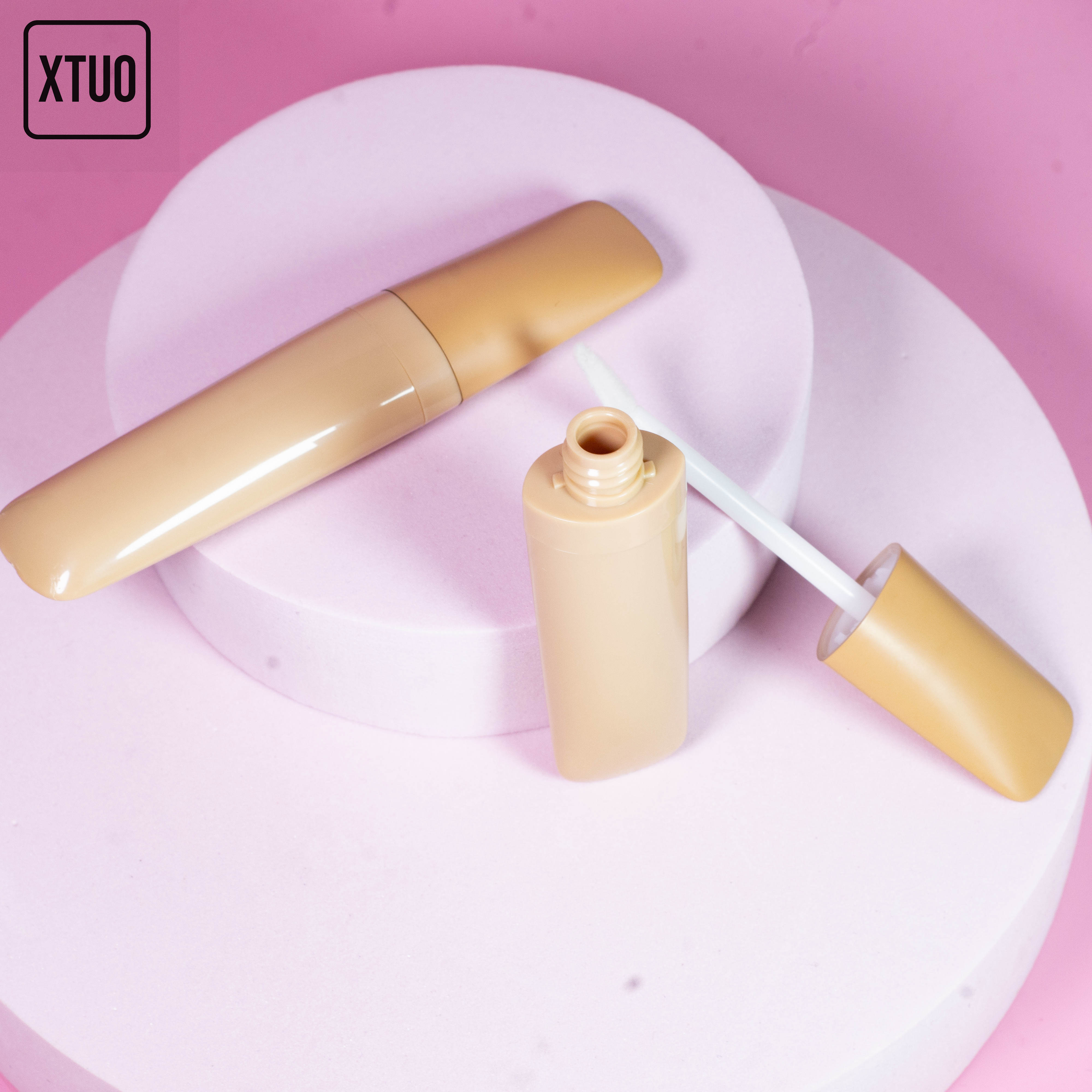 lip gloss tube lg064